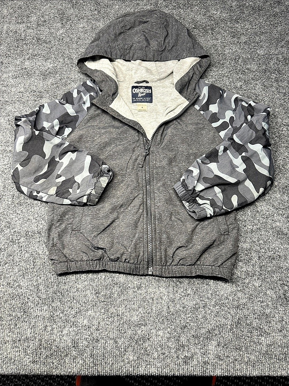 OshKosh B'gosh Girls Size 6 Camo Hooded Jacket Like New
